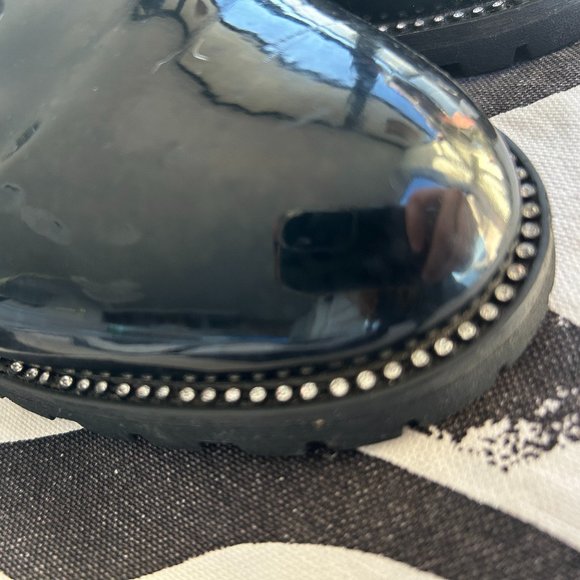 Josiny Shiny Black Oxford Shoes with Rhinestones - Picture 4 of 8